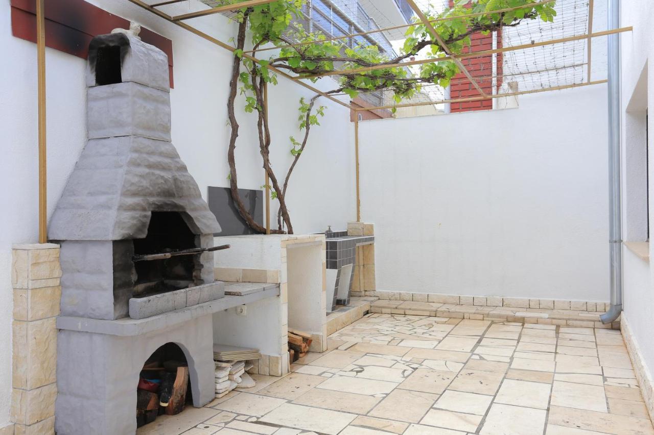 Apartments With A Parking Space Mastrinka, Ciovo - 4324 Trogir Ngoại thất bức ảnh