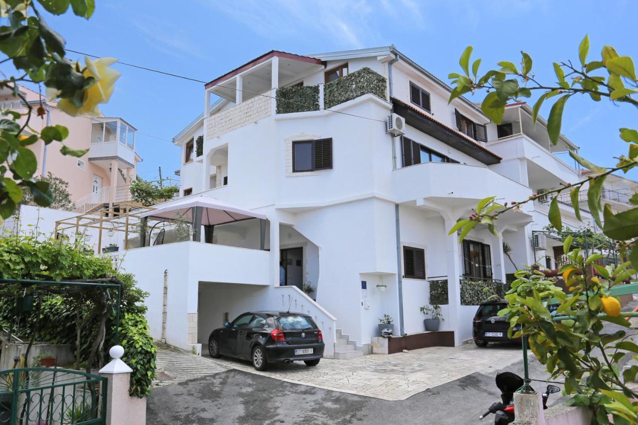 Apartments With A Parking Space Mastrinka, Ciovo - 4324 Trogir Ngoại thất bức ảnh