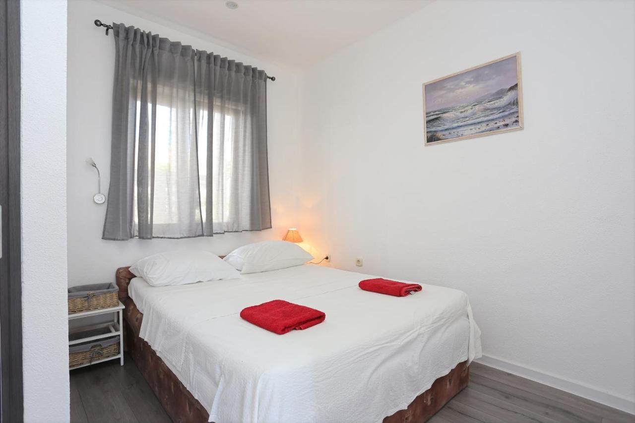 Apartments With A Parking Space Mastrinka, Ciovo - 4324 Trogir Ngoại thất bức ảnh