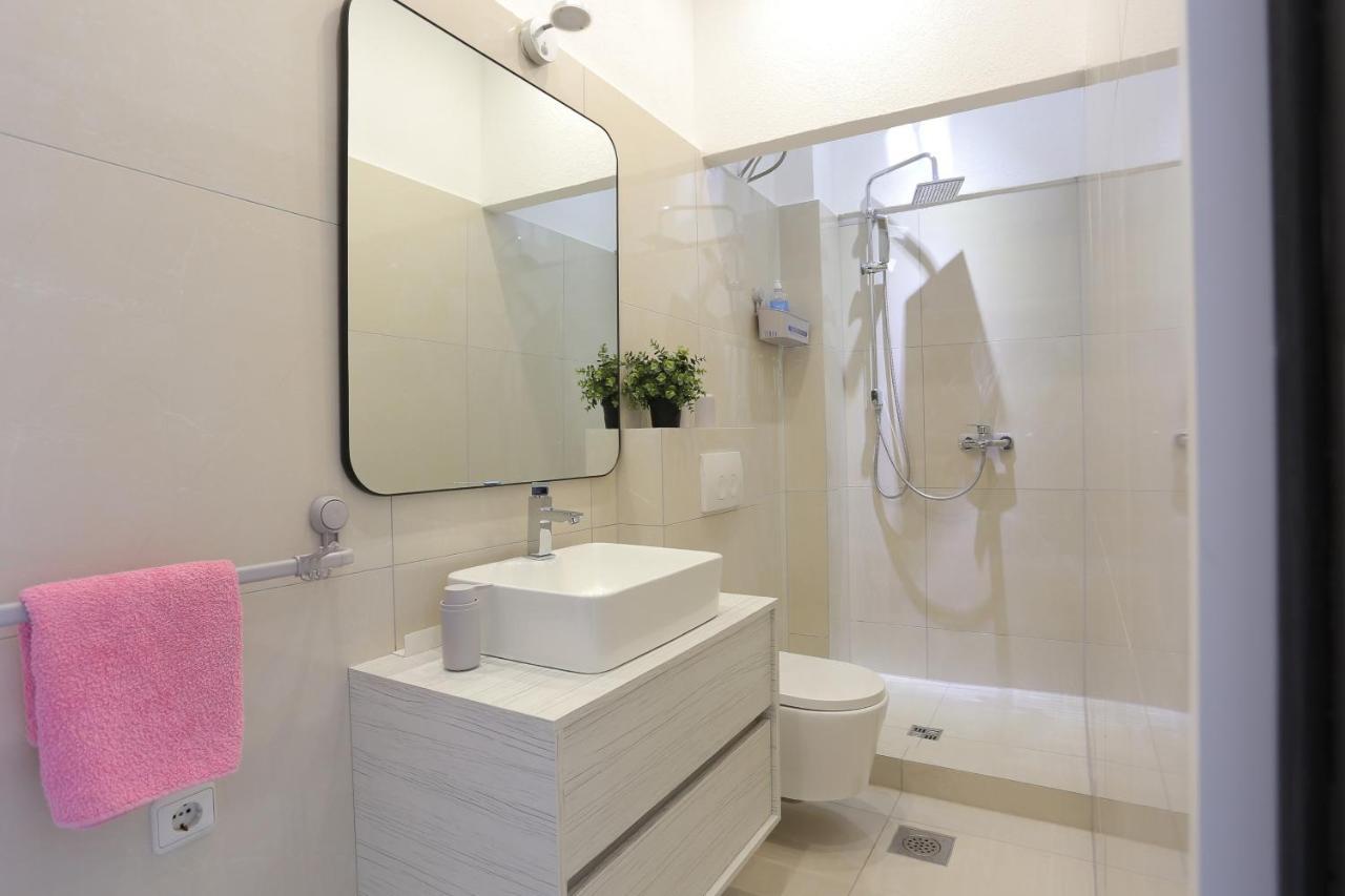 Apartments With A Parking Space Mastrinka, Ciovo - 4324 Trogir Ngoại thất bức ảnh
