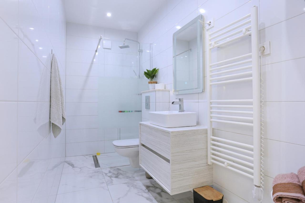 Apartments With A Parking Space Mastrinka, Ciovo - 4324 Trogir Ngoại thất bức ảnh