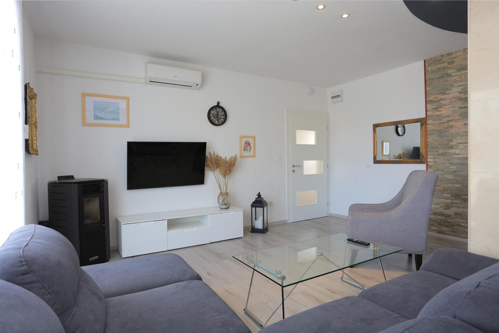 Apartments With A Parking Space Mastrinka, Ciovo - 4324 Trogir Phòng bức ảnh